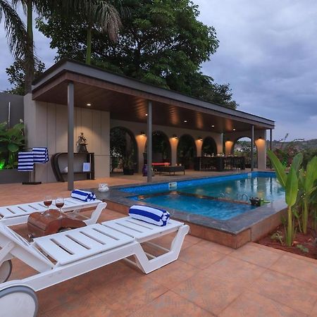 Stayvista'S The Cincin With Elegant Rooms, Snooker Table, Pool, Scenic View, And Jacuzzi Lonavala Extérieur photo