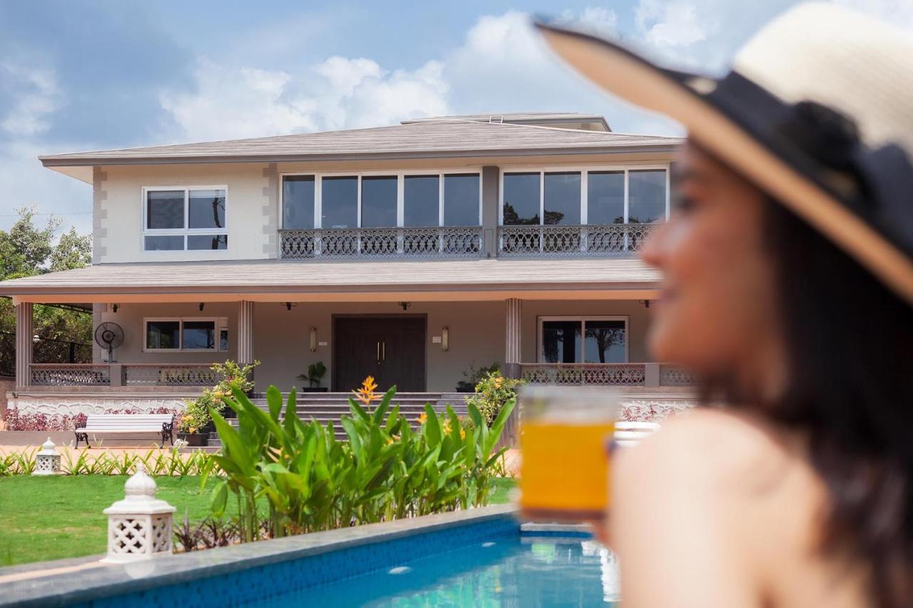 Stayvista'S The Cincin With Elegant Rooms, Snooker Table, Pool, Scenic View, And Jacuzzi Lonavala Extérieur photo